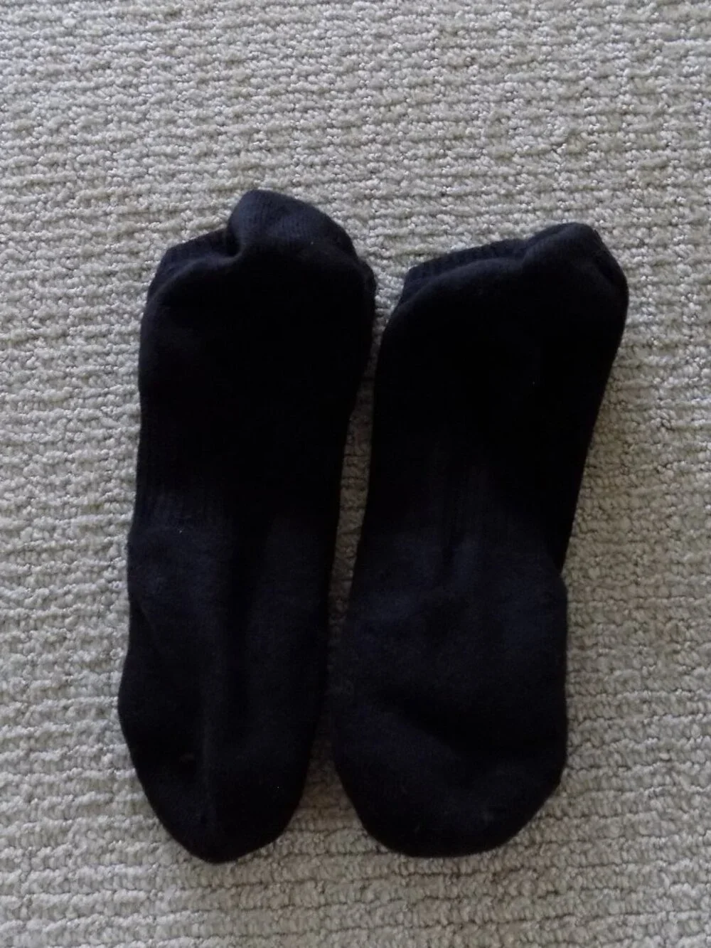 NEW MENS NIKE DRI FIT RUNNING NO SHOW SOCKS ANKLE BLACK #2